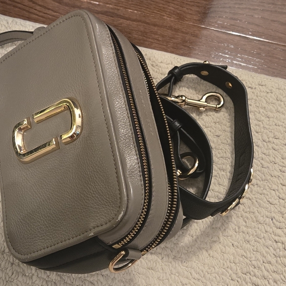 MARC JACOBS THE SOFTSHOT 21 - Picture 6 of 12